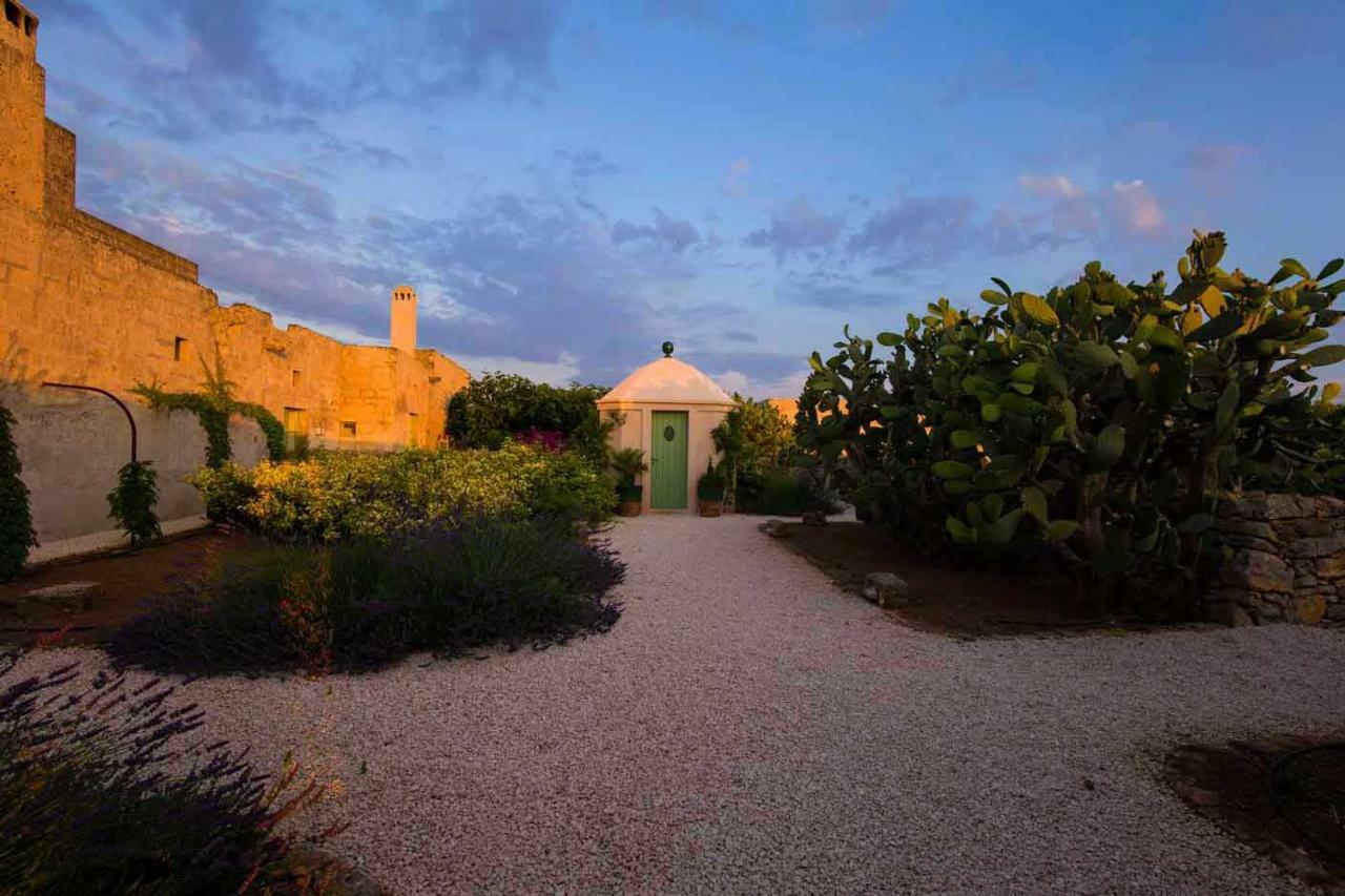 Masseria Celano Grottaglie Eksteriør bilde